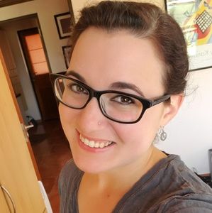 Meet your Posher, Rebekah